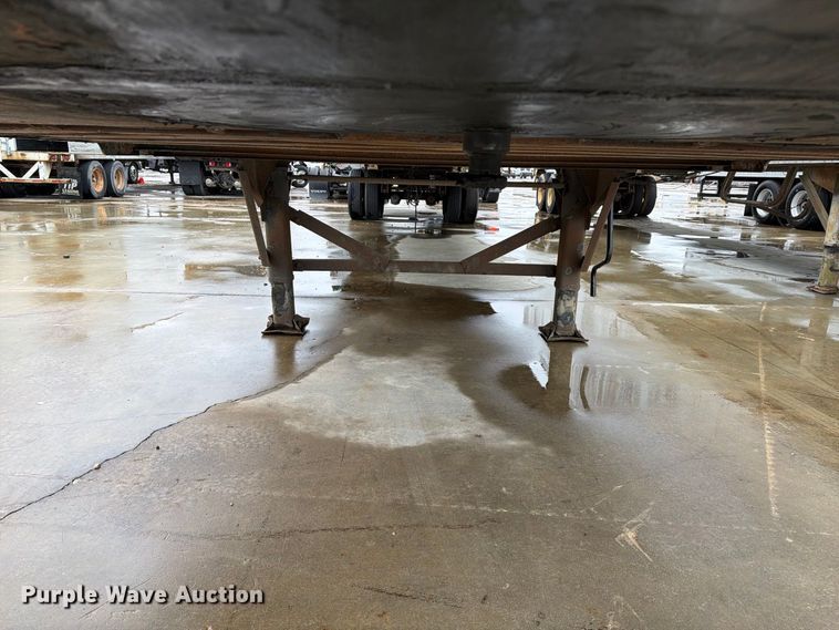 image for item YA5014 2000 Strick dry van trailer