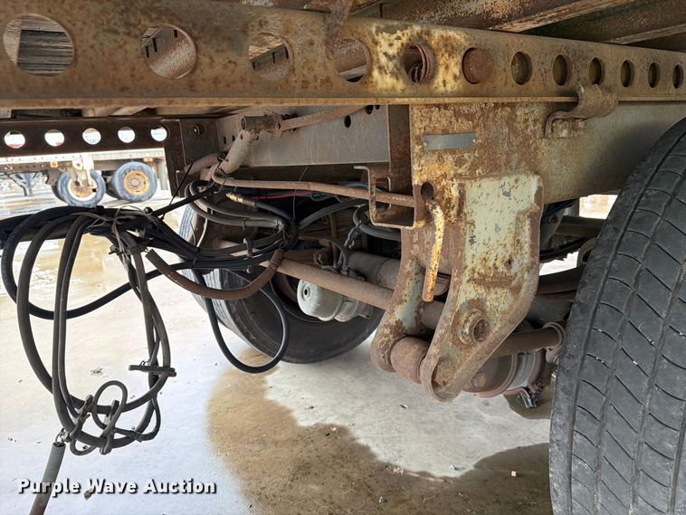 image for item YA5014 2000 Strick dry van trailer