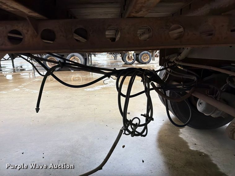 image for item YA5014 2000 Strick dry van trailer