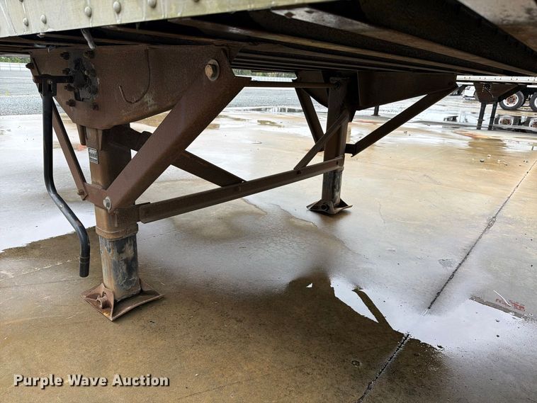 image for item YA5014 2000 Strick dry van trailer
