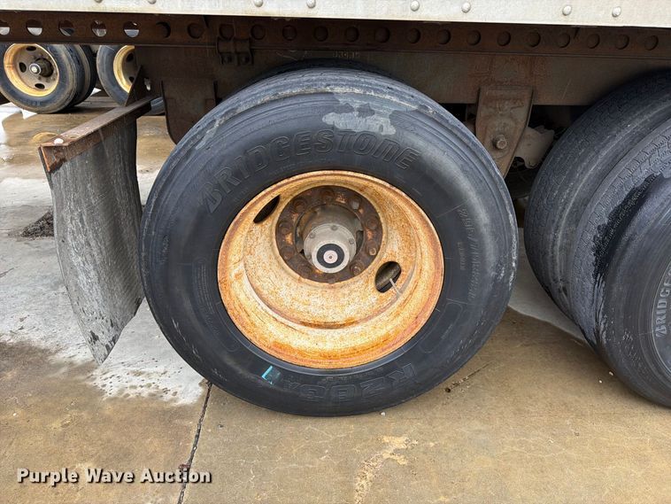 image for item YA5014 2000 Strick dry van trailer