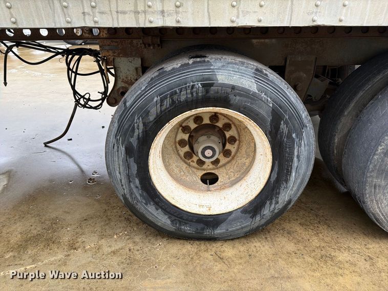image for item YA5014 2000 Strick dry van trailer