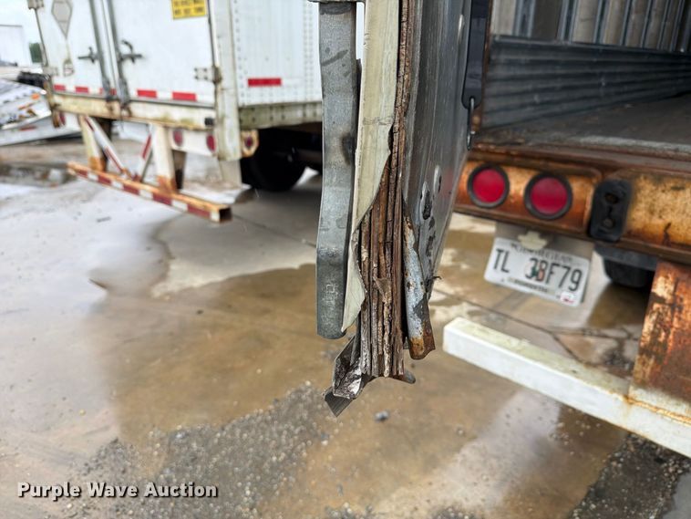 image for item YA5015 2001 Hyundai VI25301580SA dry van trailer