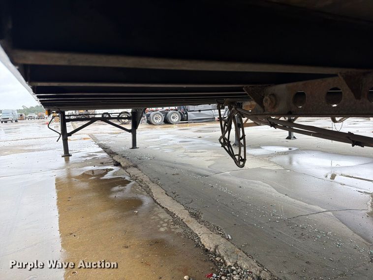 image for item YA5015 2001 Hyundai VI25301580SA dry van trailer