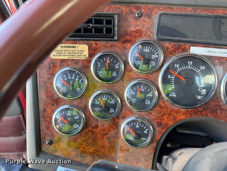 image for item YA5027 2006 Western Star 4900 crane truck