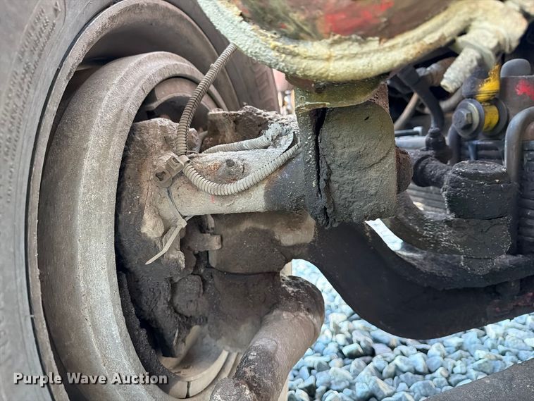 image for item YA5027 2006 Western Star 4900 crane truck