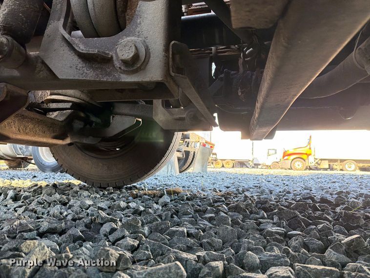 image for item YA5027 2006 Western Star 4900 crane truck