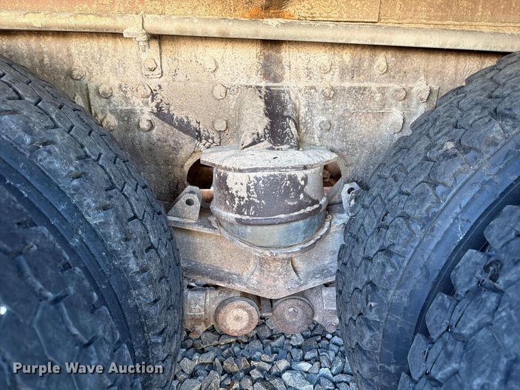 image for item YA5027 2006 Western Star 4900 crane truck