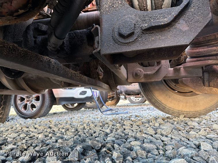 image for item YA5027 2006 Western Star 4900 crane truck