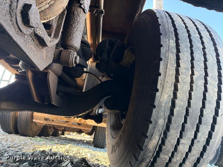 image for item YA5027 2006 Western Star 4900 crane truck