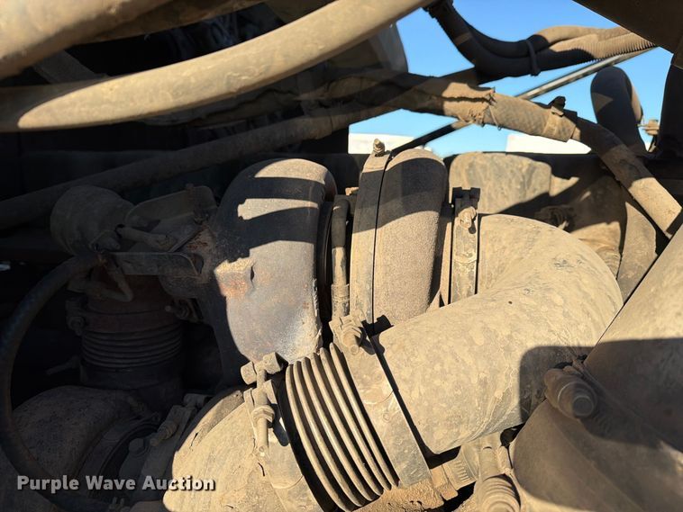 image for item YA5027 2006 Western Star 4900 crane truck