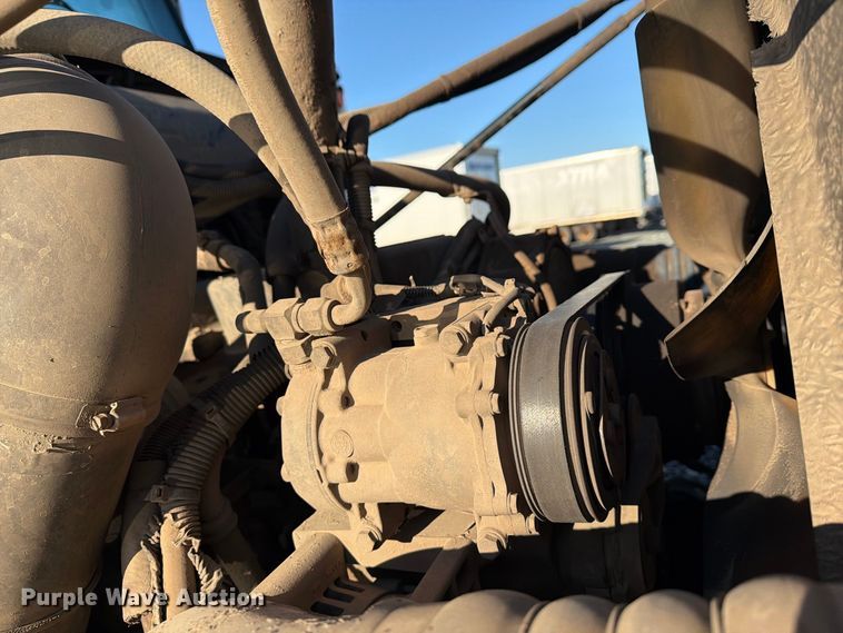 image for item YA5027 2006 Western Star 4900 crane truck