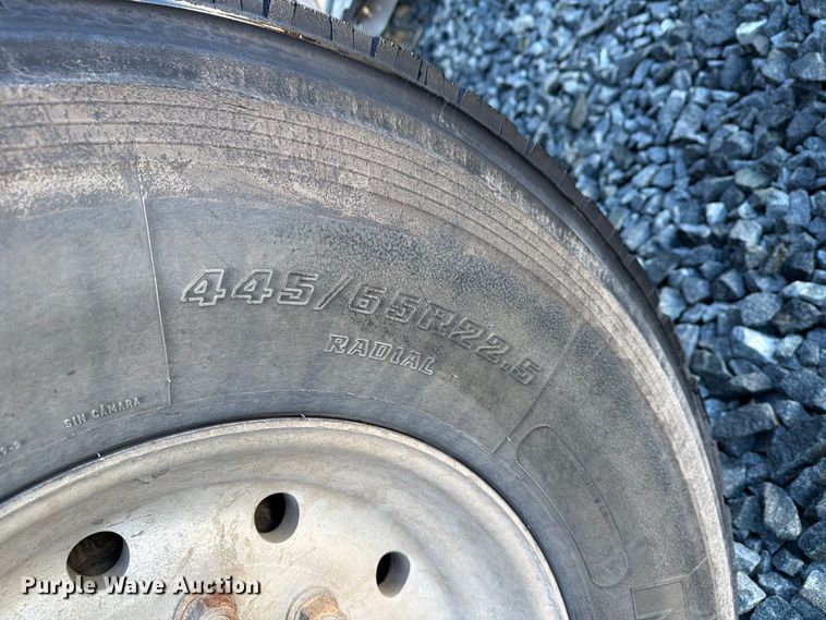 image for item YA5027 2006 Western Star 4900 crane truck