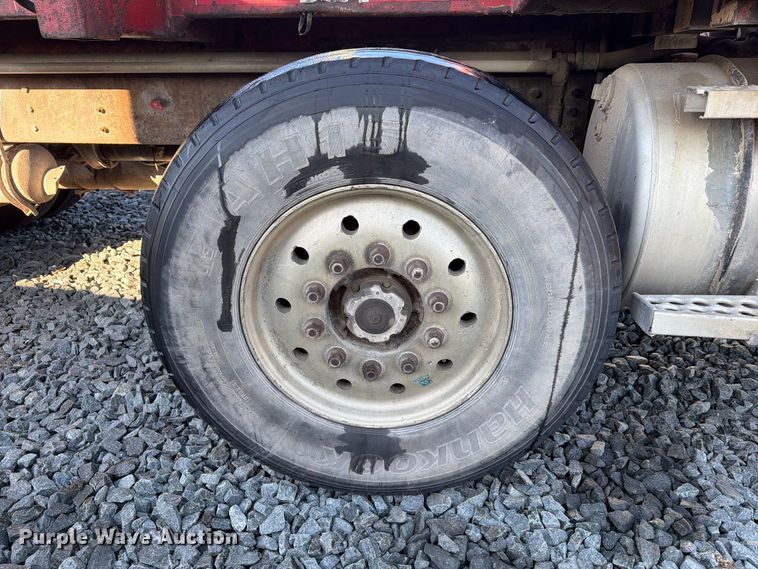 image for item YA5027 2006 Western Star 4900 crane truck