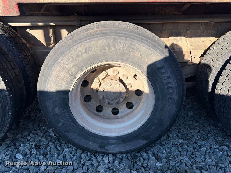 image for item YA5027 2006 Western Star 4900 crane truck