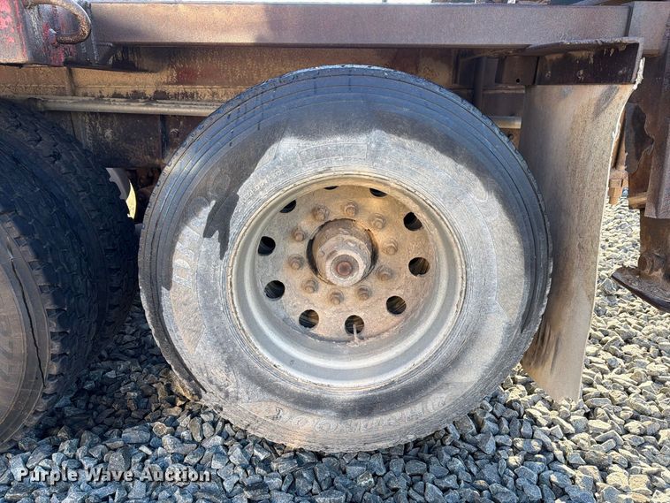 image for item YA5027 2006 Western Star 4900 crane truck