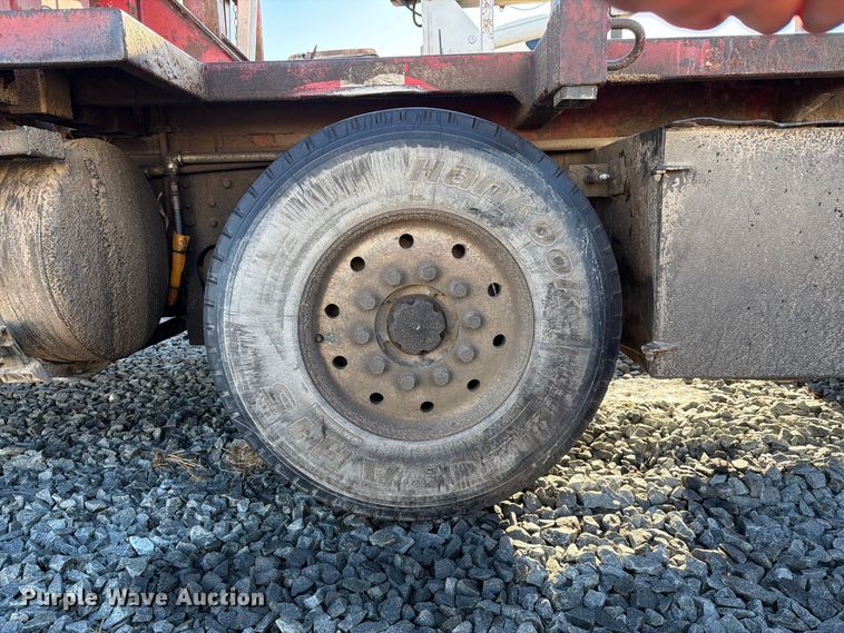 image for item YA5027 2006 Western Star 4900 crane truck