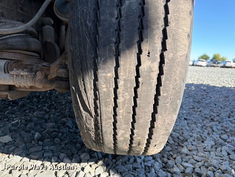 image for item YA5027 2006 Western Star 4900 crane truck
