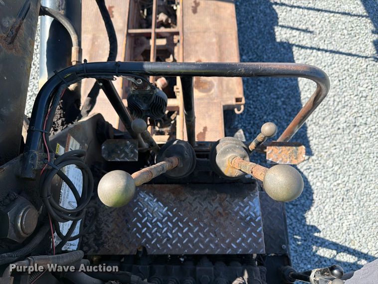 image for item YA5027 2006 Western Star 4900 crane truck