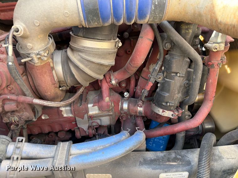 image for item YA5037 2015 Mack CXU613 semi truck