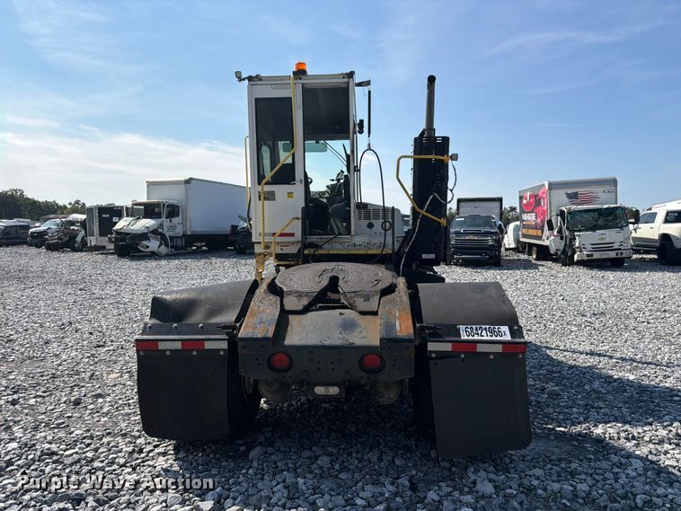 image for item YA5039 2020 Autocar Xspotter yard truck