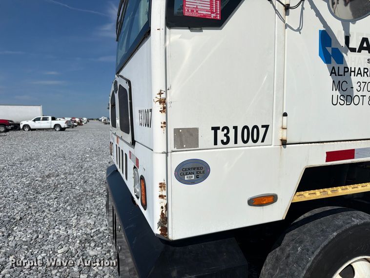 image for item YA5039 2020 Autocar Xspotter yard truck