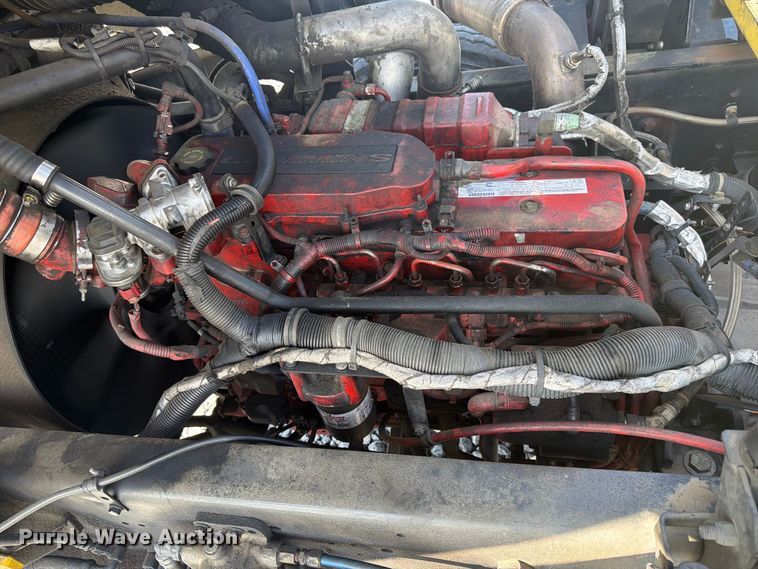 image for item YA5039 2020 Autocar Xspotter yard truck