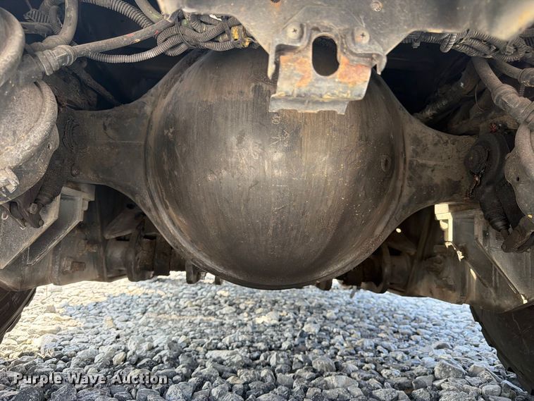 image for item YA5039 2020 Autocar Xspotter yard truck