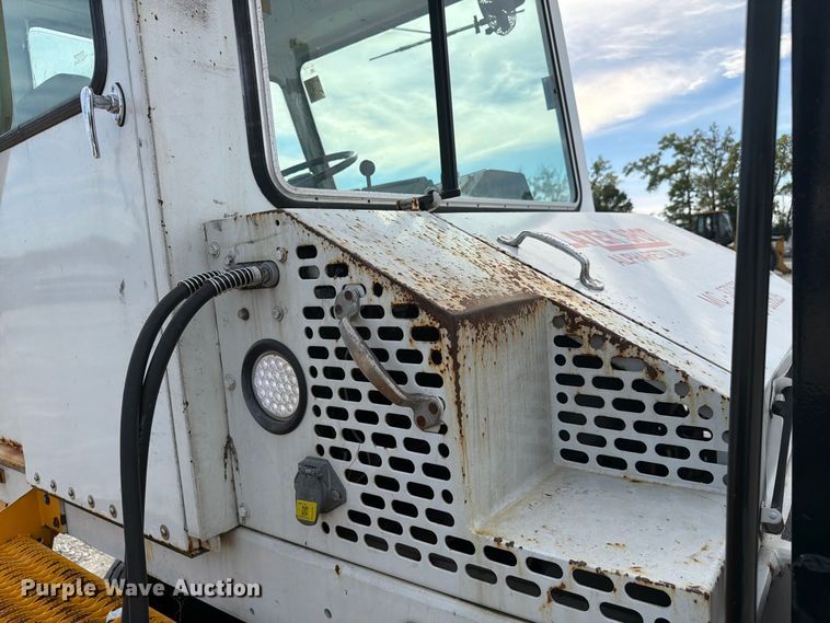 image for item YA5041 2004 Capacity Pro Spotter yard truck