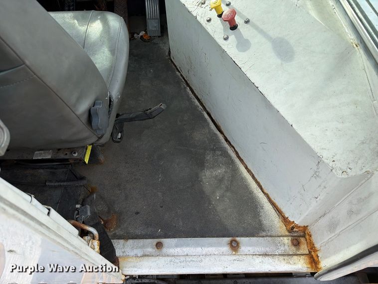 image for item YA5041 2004 Capacity Pro Spotter yard truck