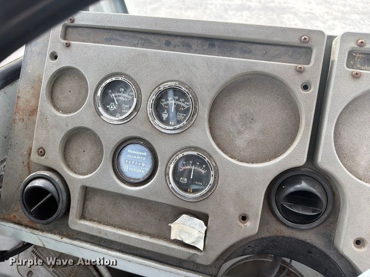 image for item YA5041 2004 Capacity Pro Spotter yard truck