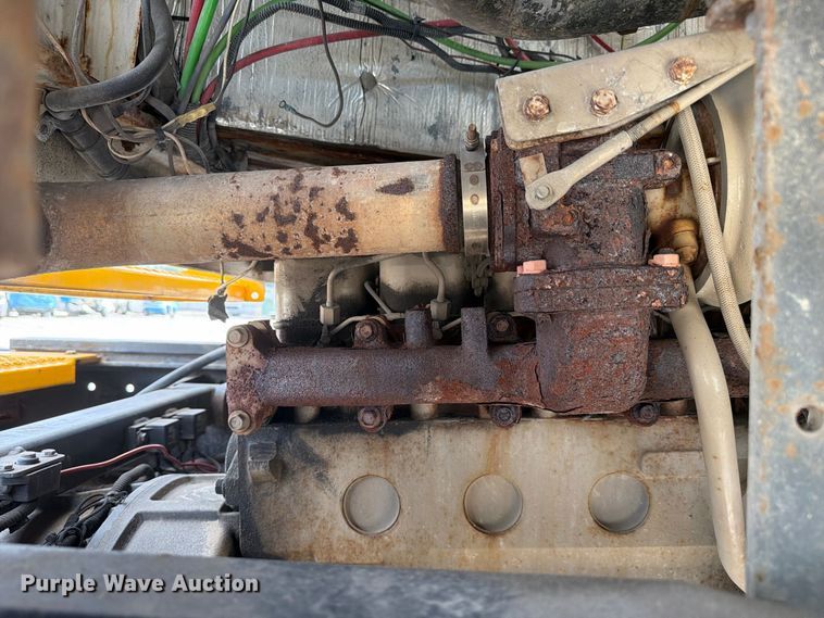 image for item YA5041 2004 Capacity Pro Spotter yard truck