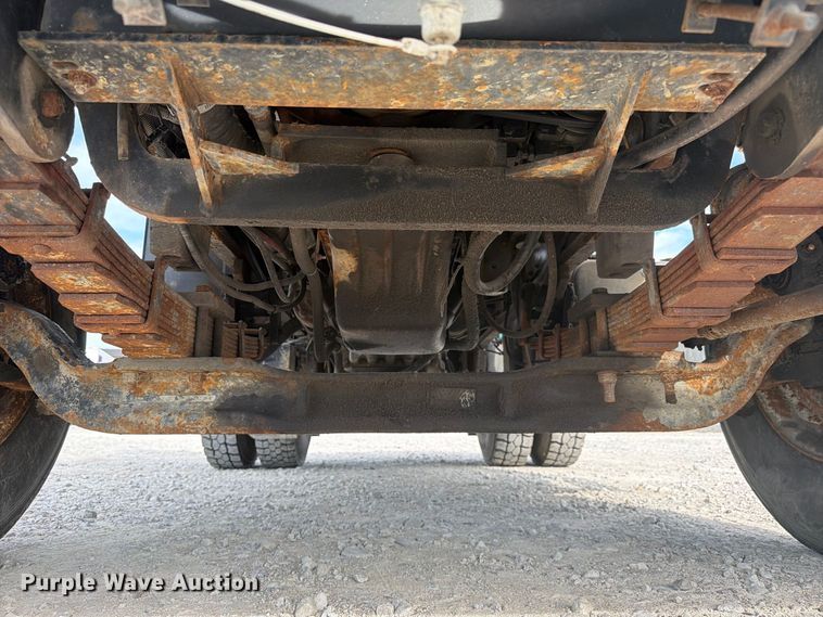image for item YA5041 2004 Capacity Pro Spotter yard truck
