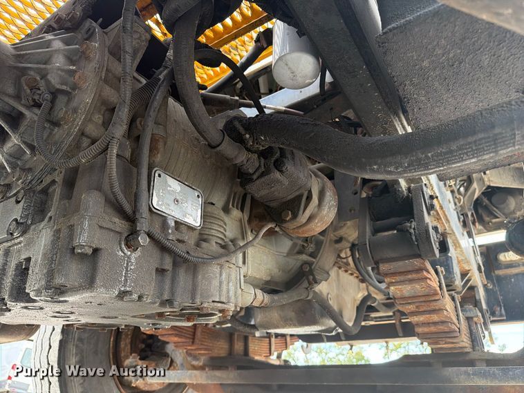 image for item YA5041 2004 Capacity Pro Spotter yard truck