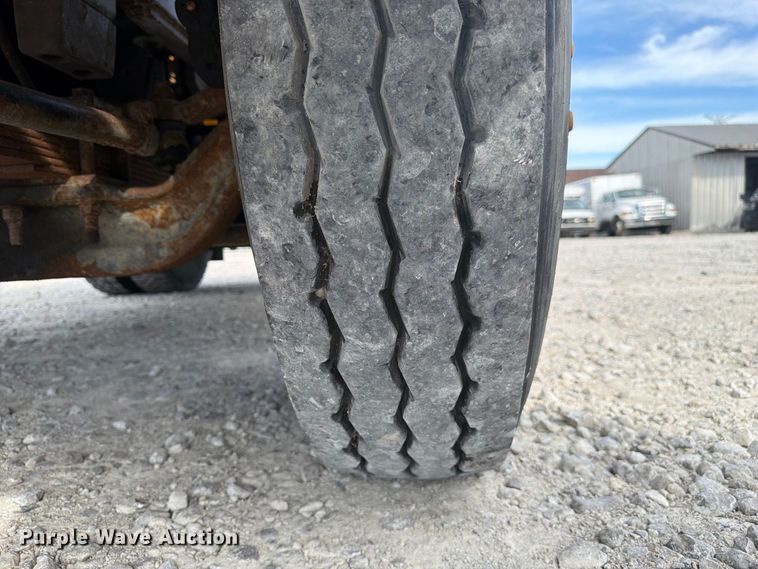 image for item YA5041 2004 Capacity Pro Spotter yard truck