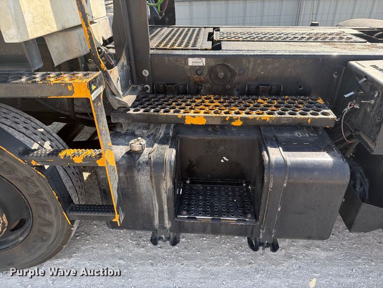image for item YA5055 2018 Kalmar Ottawa T2 yard truck