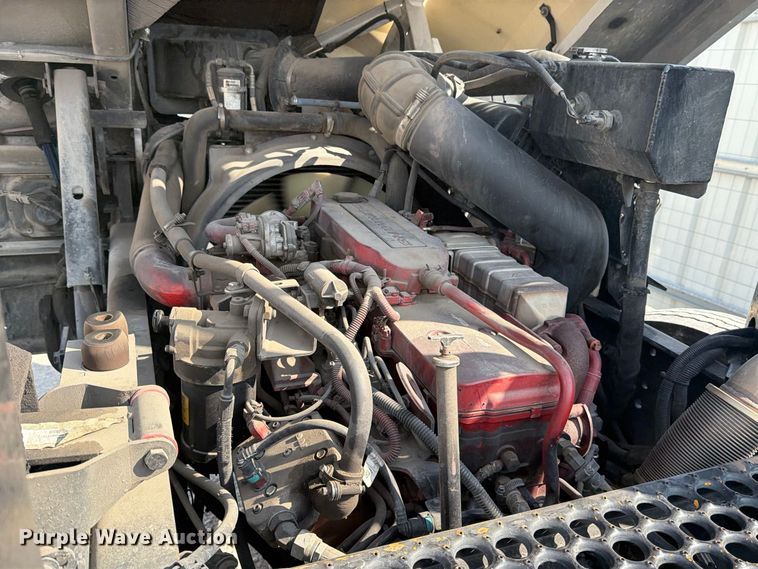 image for item YA5055 2018 Kalmar Ottawa T2 yard truck