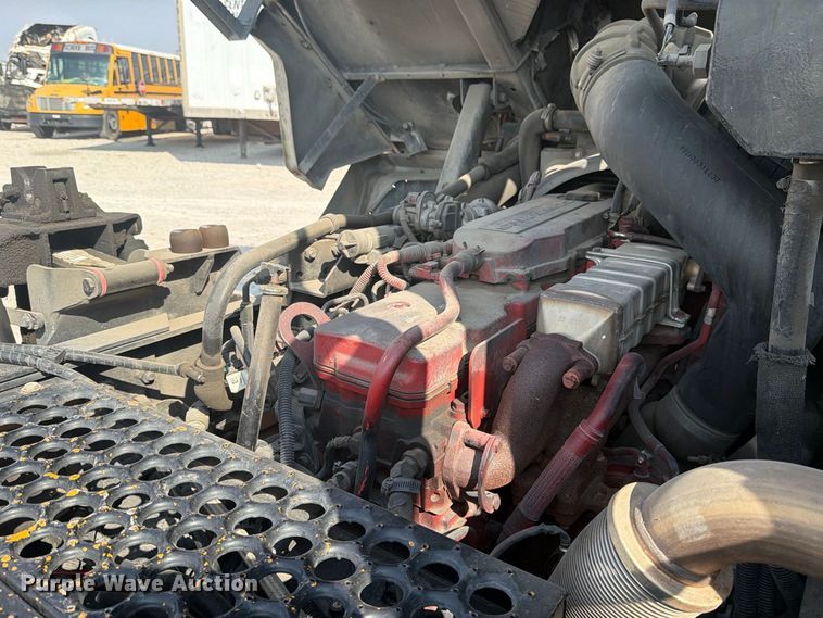 image for item YA5055 2018 Kalmar Ottawa T2 yard truck