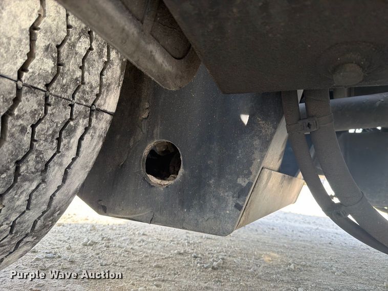 image for item YA5055 2018 Kalmar Ottawa T2 yard truck