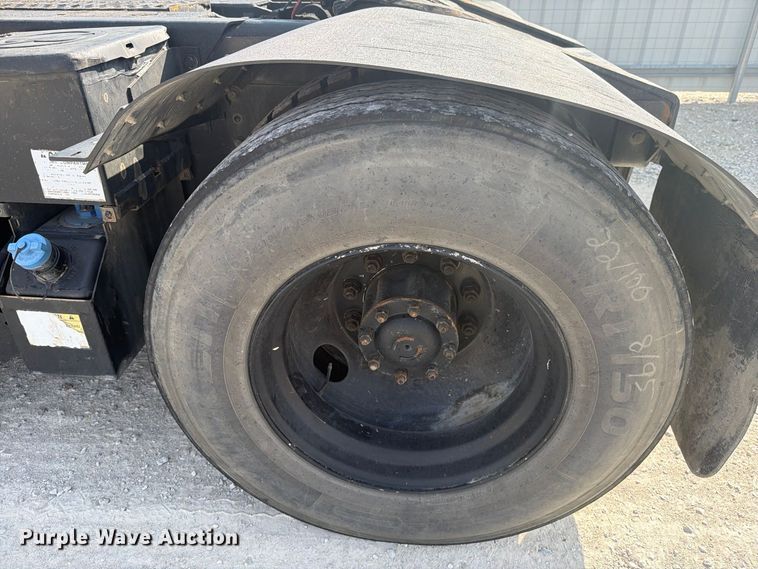 image for item YA5055 2018 Kalmar Ottawa T2 yard truck