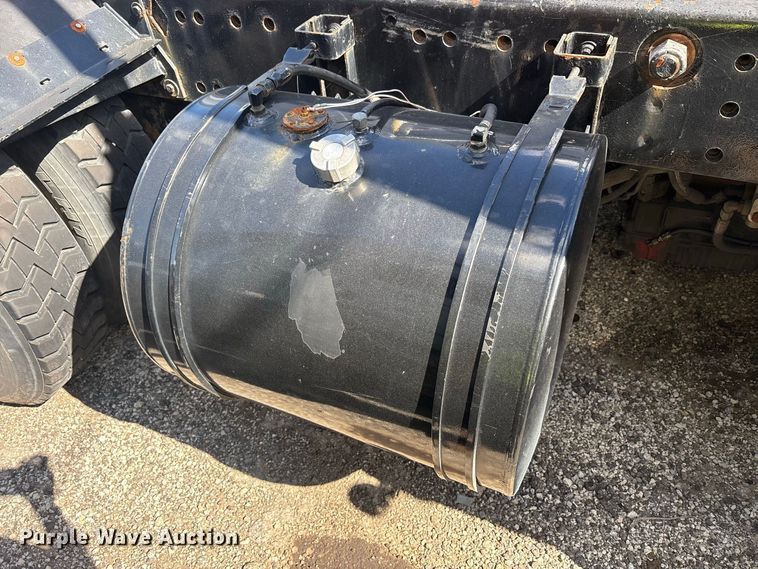 image for item YA5057 Kalmar Ottawa yard truck