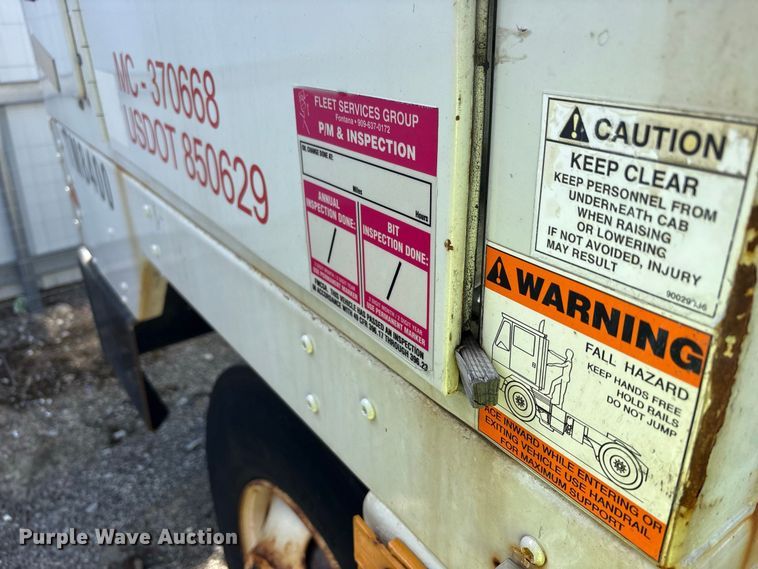 image for item YA5057 Kalmar Ottawa yard truck