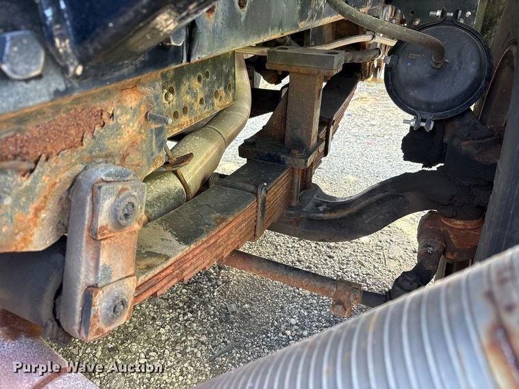 image for item YA5057 Kalmar Ottawa yard truck
