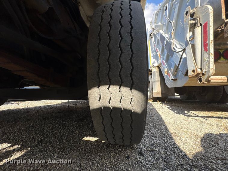 image for item YA5057 Kalmar Ottawa yard truck