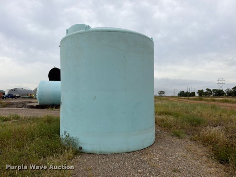 image for item DU8016 Poly tank