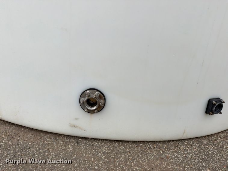 image for item DU8017 Varitech Var-tskani poly tank