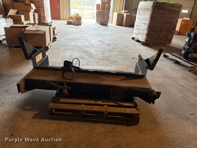 image for item DU8021 Tommy Gate 601040 end gate lift