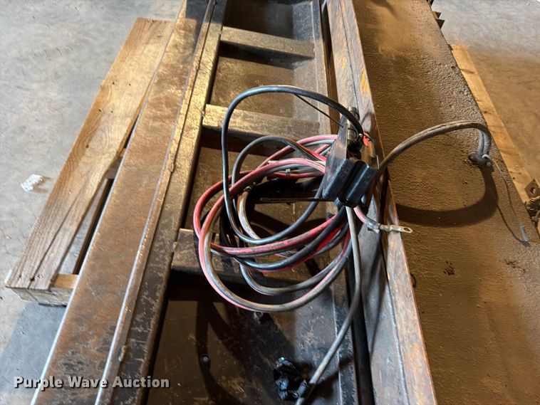 image for item DU8021 Tommy Gate 601040 end gate lift