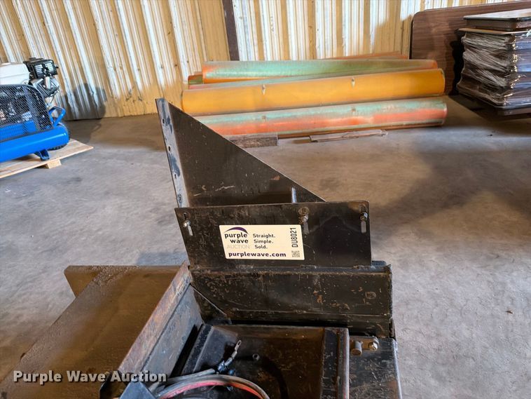 image for item DU8021 Tommy Gate 601040 end gate lift