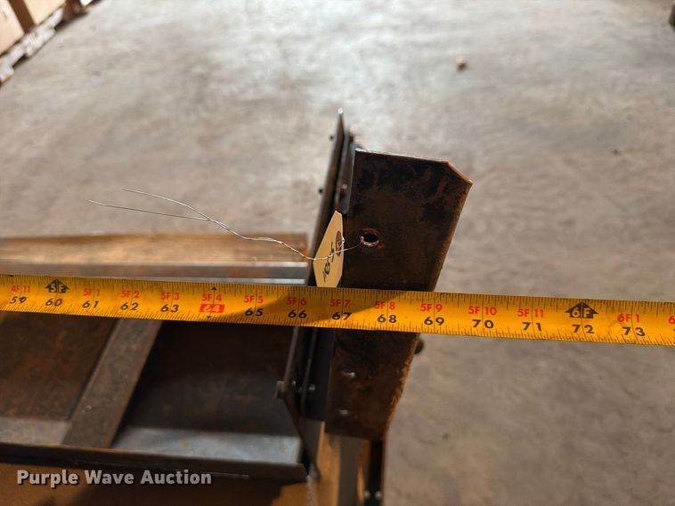 image for item DU8021 Tommy Gate 601040 end gate lift
